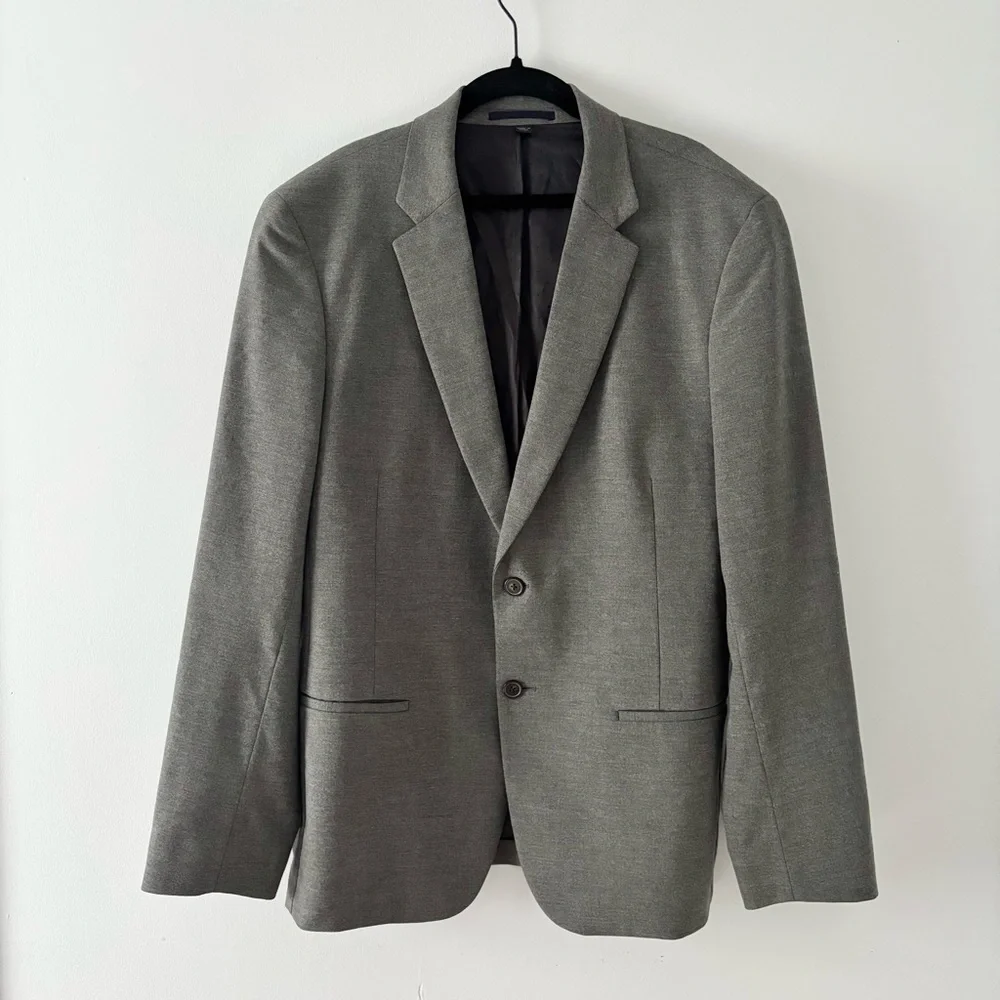 J. Crew Men’s Destination Stretch Performance Suit Blazer Jacket Tailored Grey